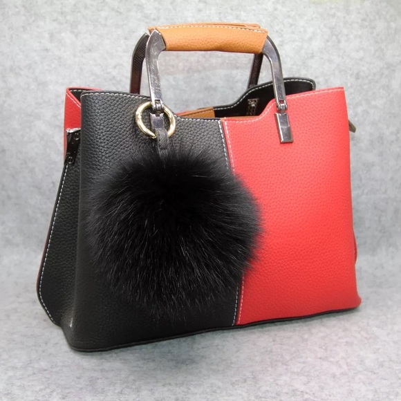 Real fur Fluffy keychain- KC001 Black - Picture 3 of 3